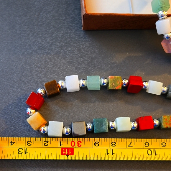 Multicolored stone jewelry set - Picture 4 of 6